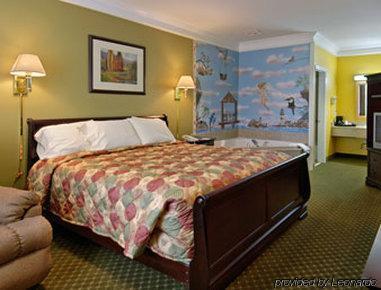Days Inn & Suites Биг-Спринг Номер фото