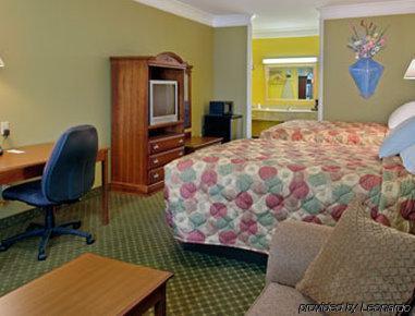 Days Inn & Suites Биг-Спринг Экстерьер фото
