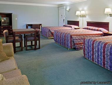 Days Inn & Suites Биг-Спринг Экстерьер фото